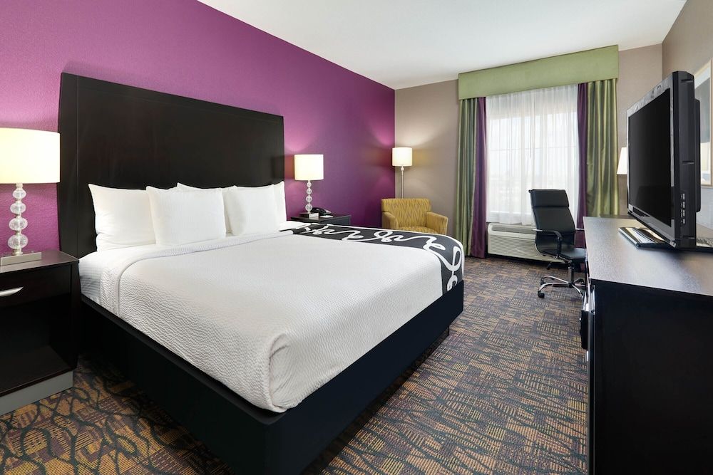 La Quinta Inn & Suites by Wyndham Jourdanton - Pleasanton 3