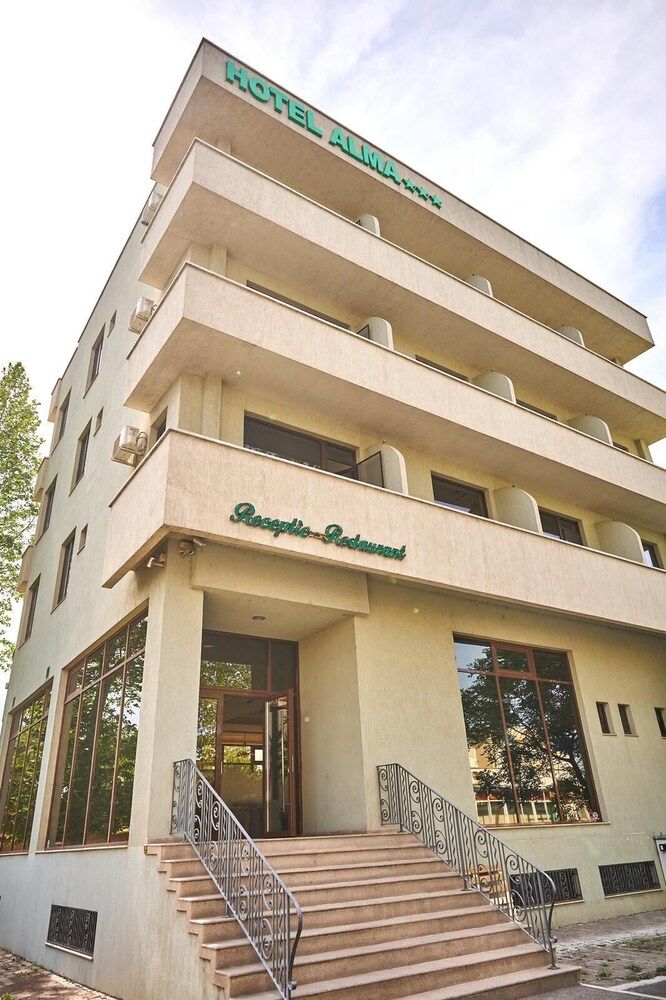 Hotel Alma 3 estrellas en Mamaia