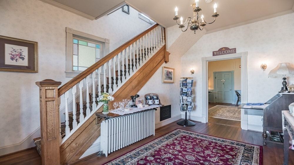 Solomons Victorian Inn 2