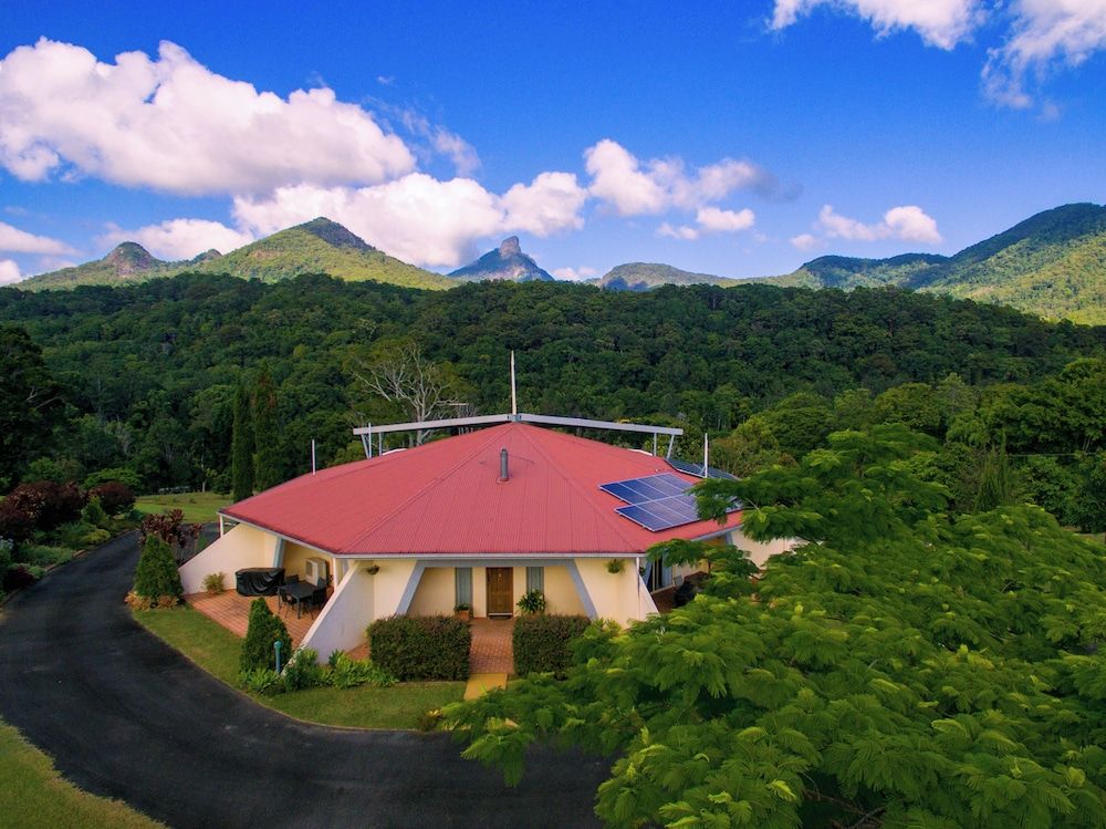 A View of Mt Warning B&B -1 estrellas en Uki