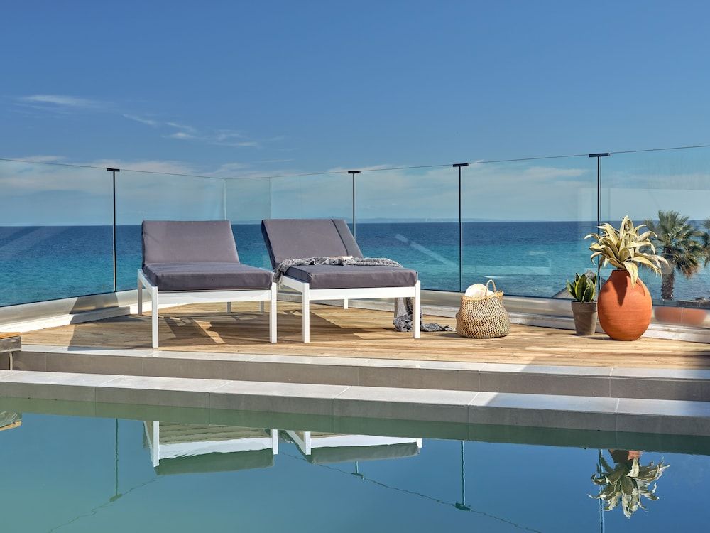 Oceanis Luxury Suites -1 estrellas en Kipseli