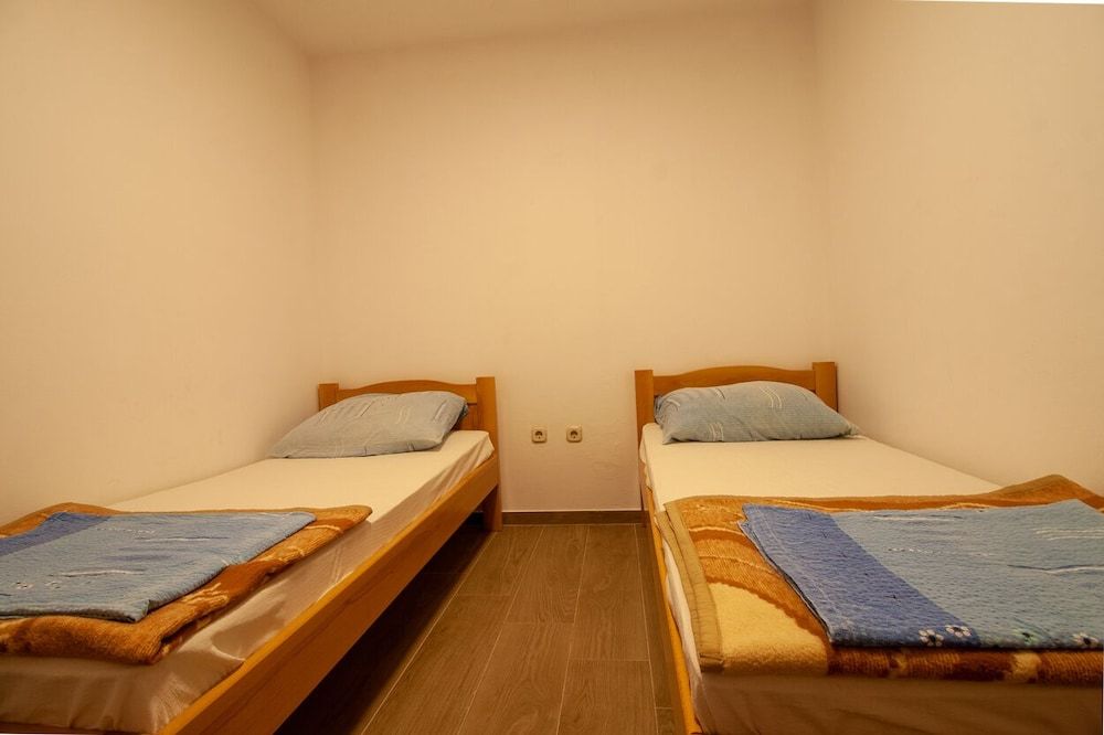 Guesthouse Jadran 2