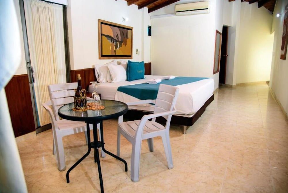 HOTEL MONCHUELO SPA 3