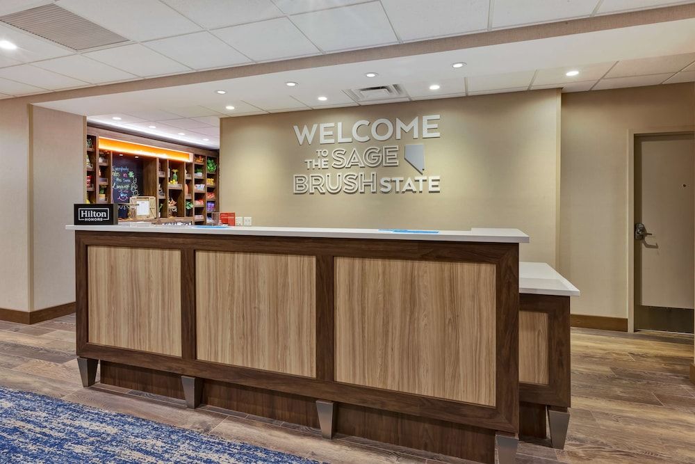 Hampton Inn & Suites Wells 3