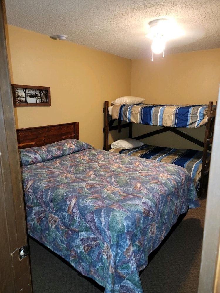 Bar M Resort and Campground 3
