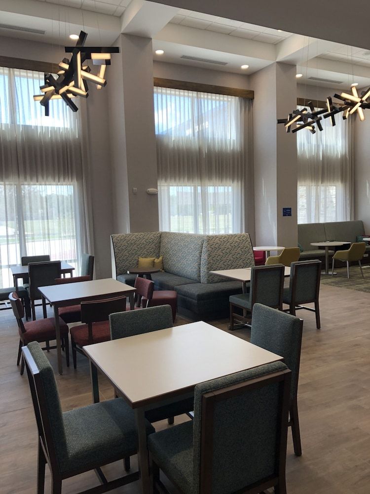 Hampton Inn & Suites Pekin Peoria Area 2