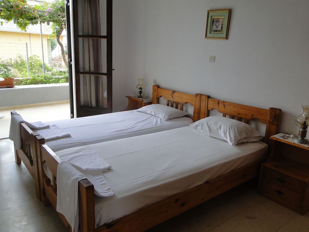 Paradise Inn 2