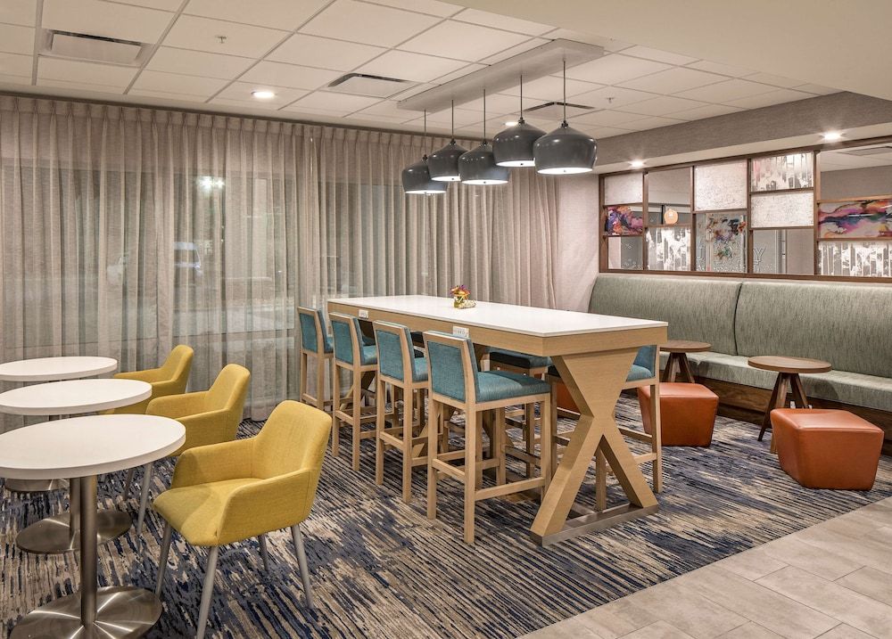 Hampton Inn Columbus NE 2