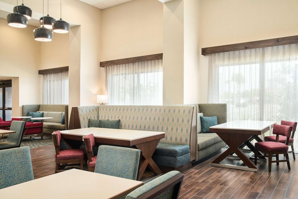 Hampton Inn Clewiston 3