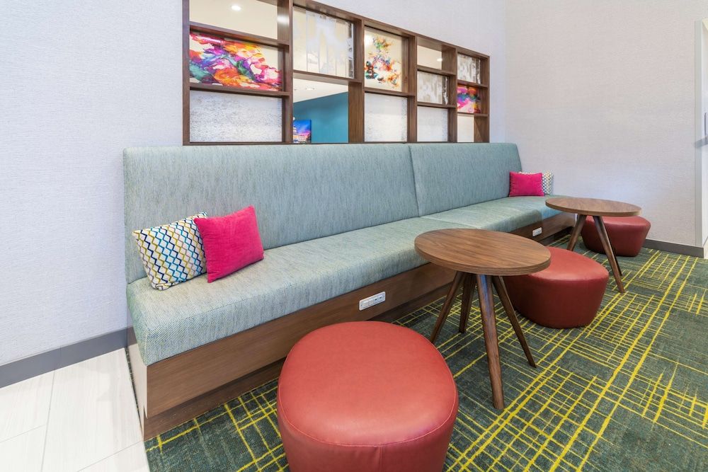 Hampton Inn & Suites Conway 2