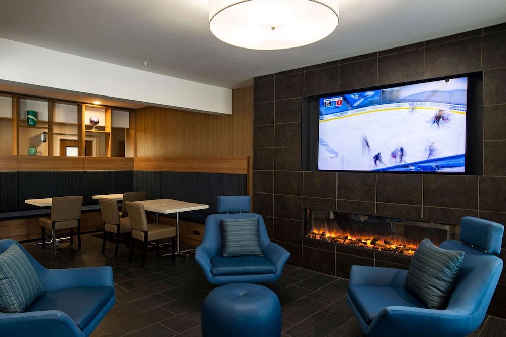Microtel Inn & Suites by Wyndham Amsterdam 2