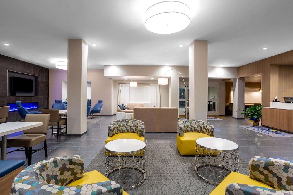Microtel Inn & Suites by Wyndham South Hill 3