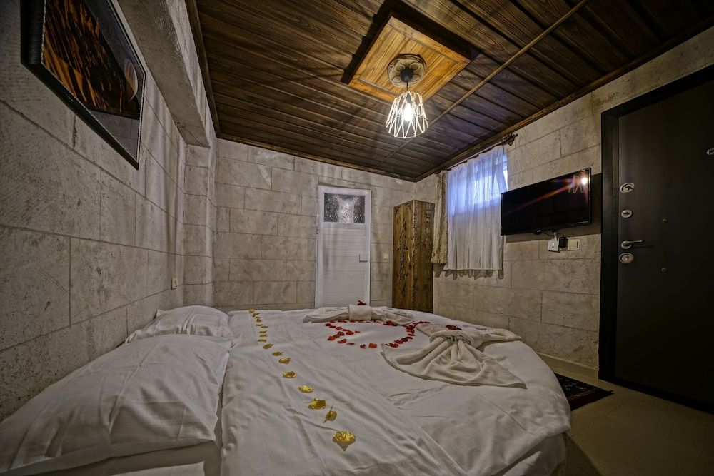 Epoch Stone House 3