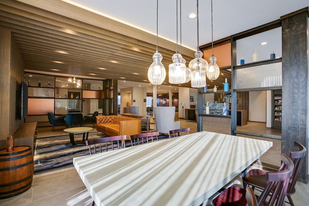 Fairfield Inn & Suites by Marriott Bardstown 3