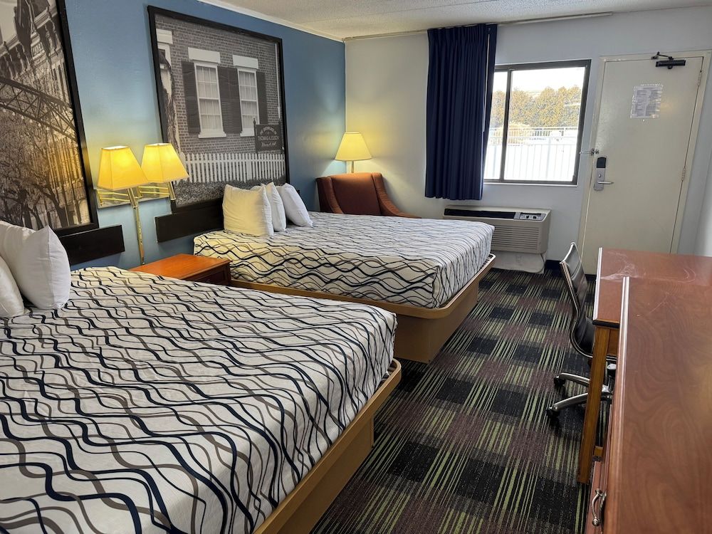 Sprucewood Inn 2 stelle a Elyria