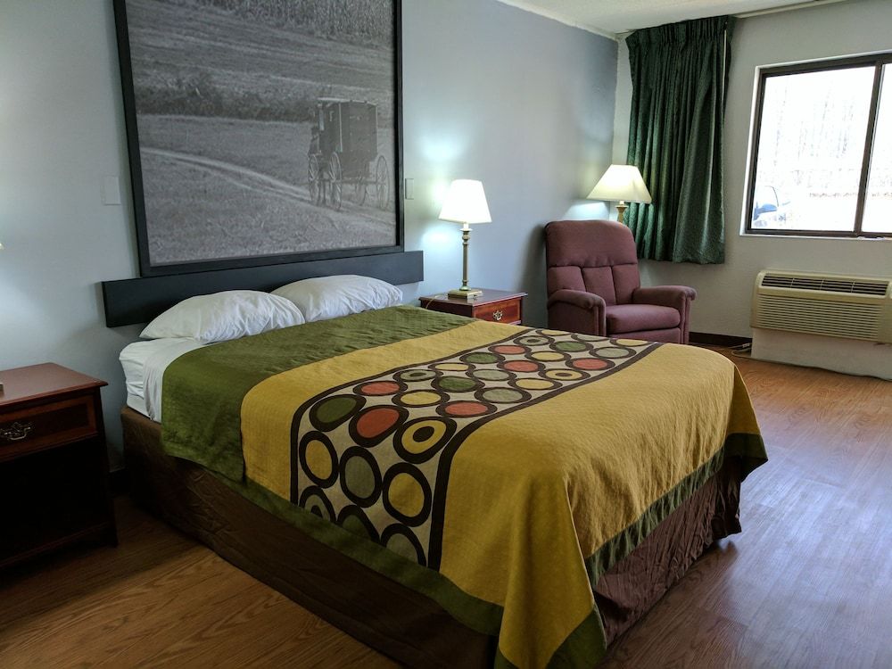 Sprucewood Inn 3