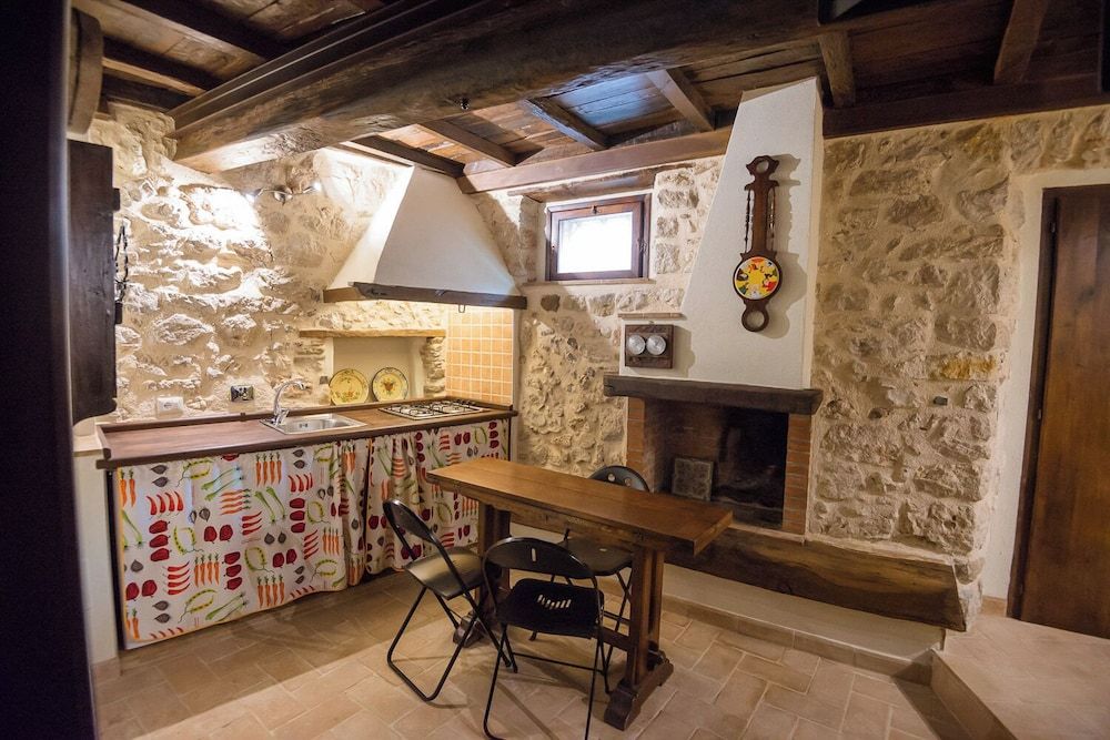 Nena' al Borgo Castello 3