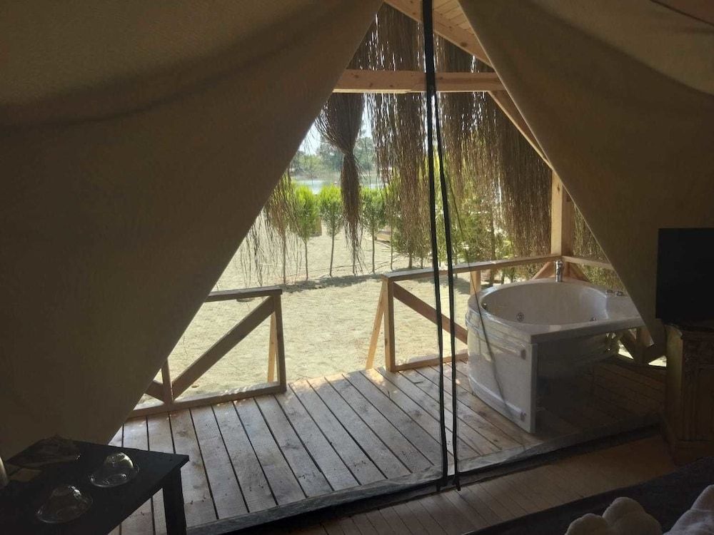 Green Pine Beach & Bungalows 3