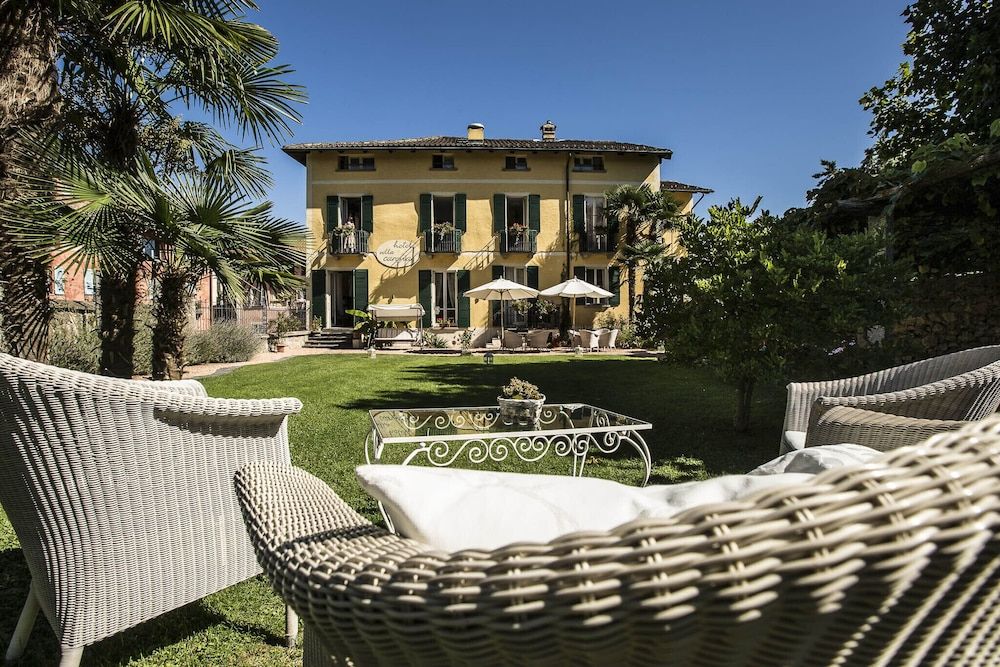 Swiss Historic Hotel Villa Carona 3 estrellas en Carona