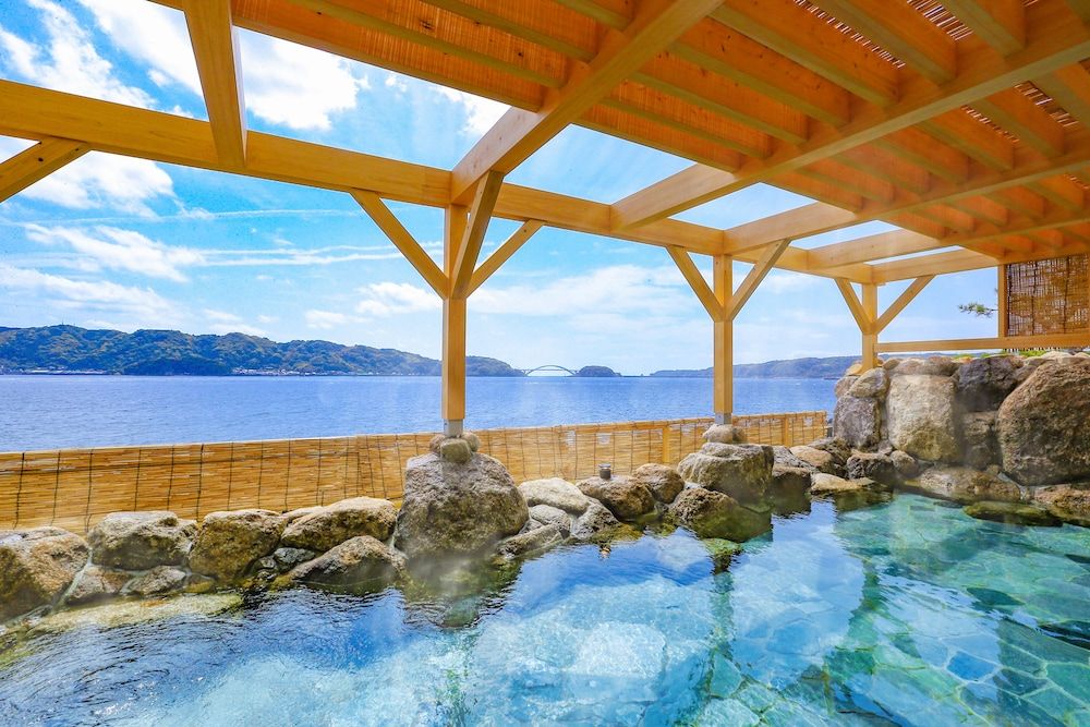 Ooedo Onsen Monogatari Nanki Kushimoto 3 estrellas en Kushimoto