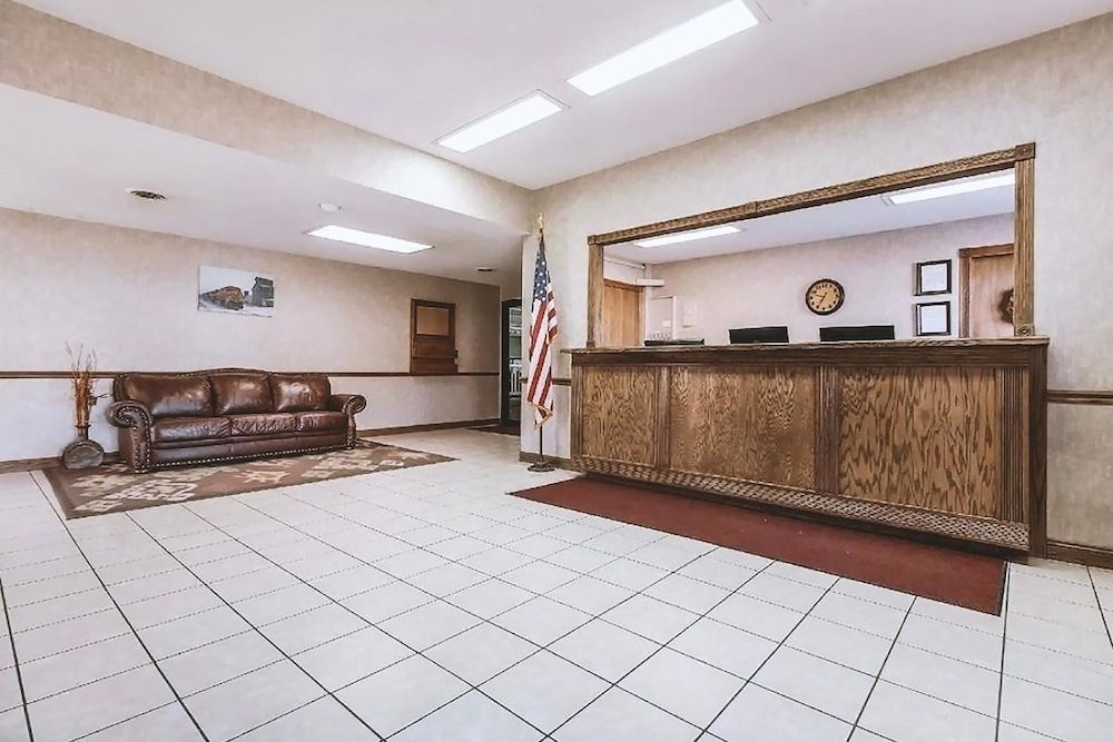 Coratel Inn & Suites By Jasper McCook 3