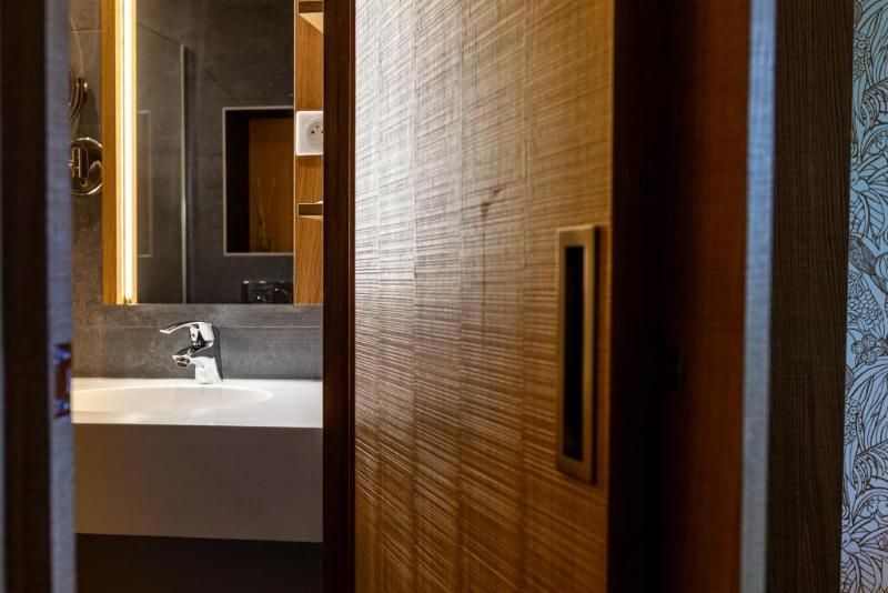 Logis Hotel de la Tour 3