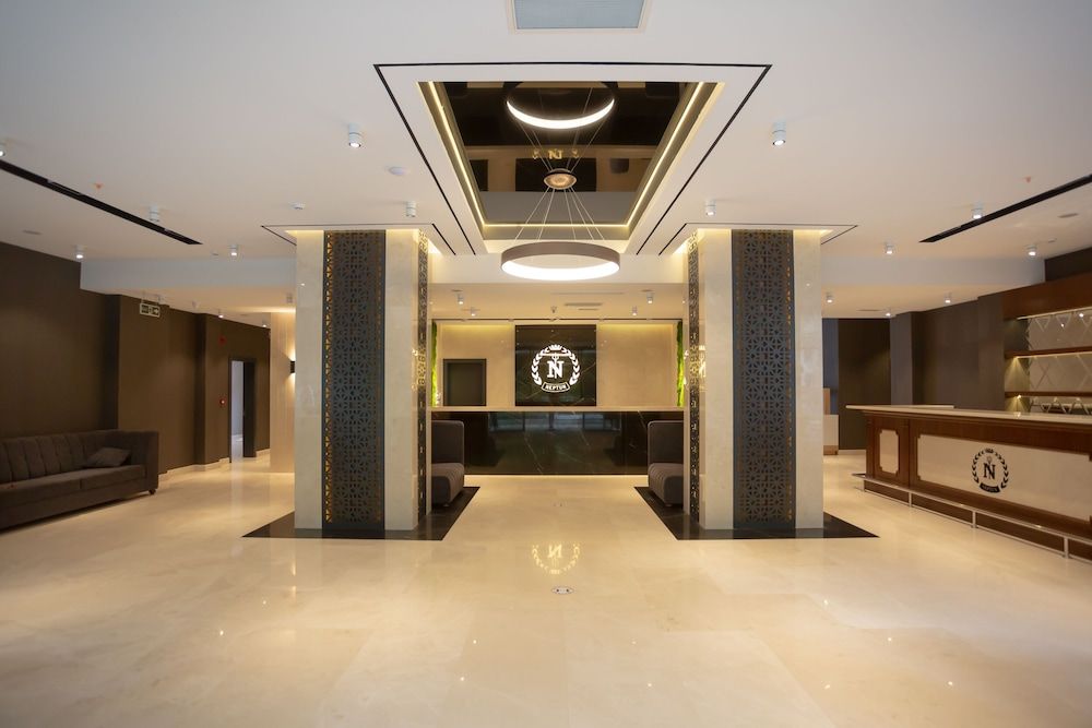 Neptun Palace Kvariati 4 estrellas en Kvariati