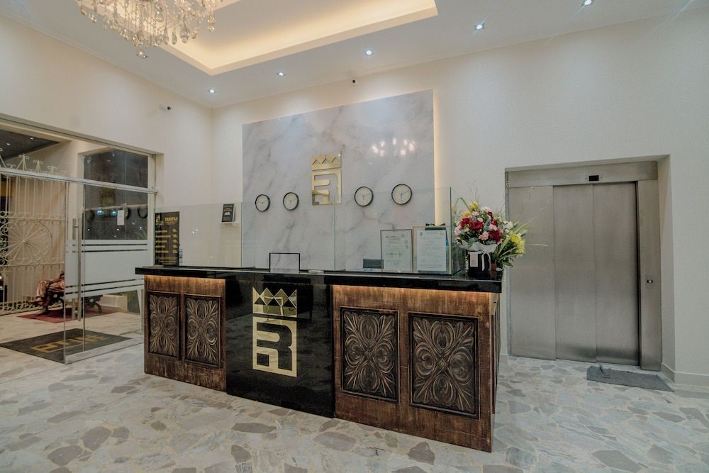 REAL HOTEL 2
