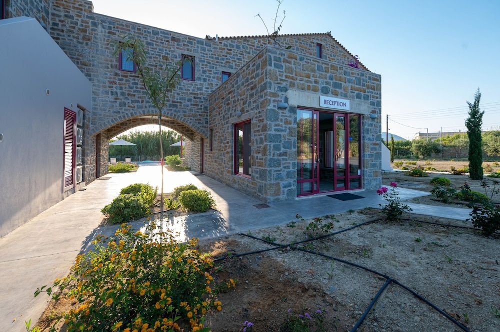 Abeloessa Methonian Hospitality 3