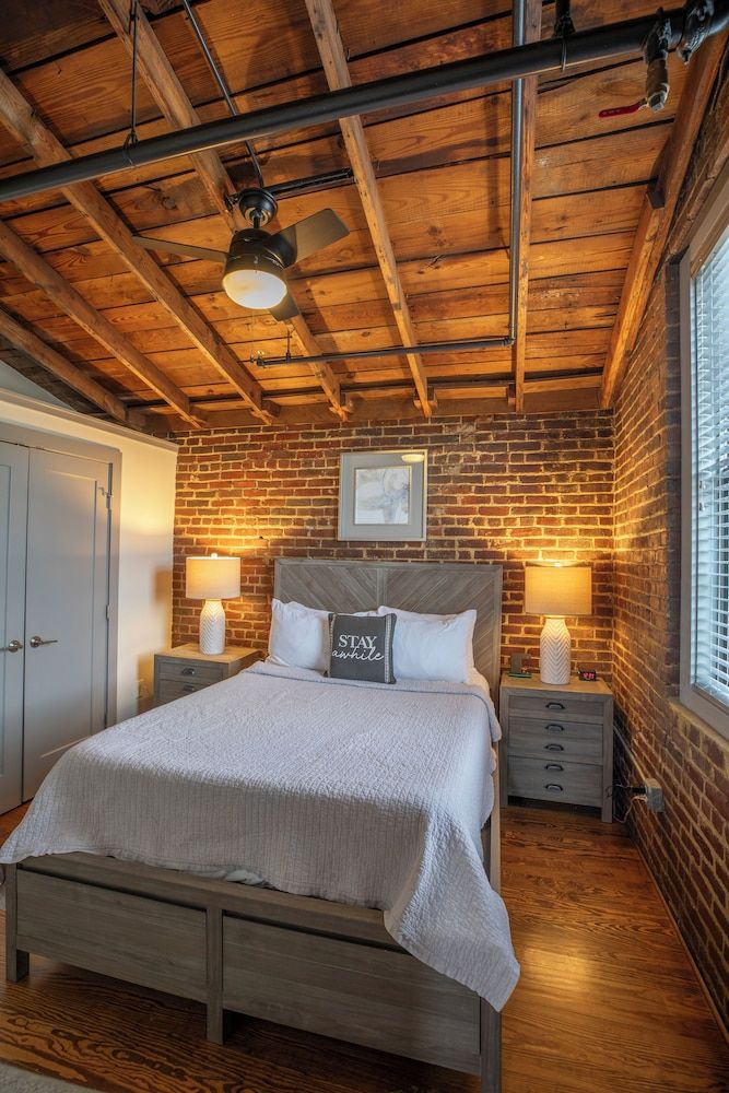 The Lofts at Downtown Salem 3