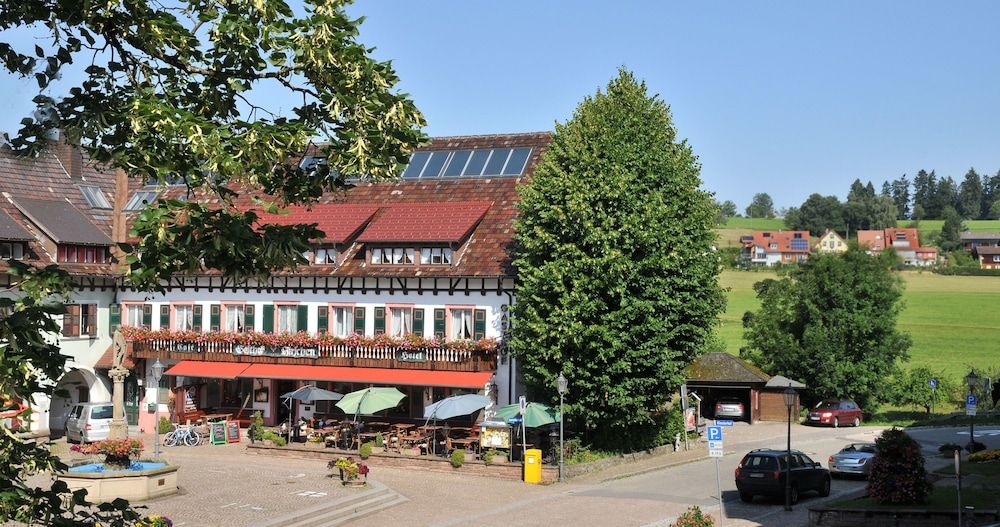 Gasthof Hirschen 3 estrellas en Sankt Peter