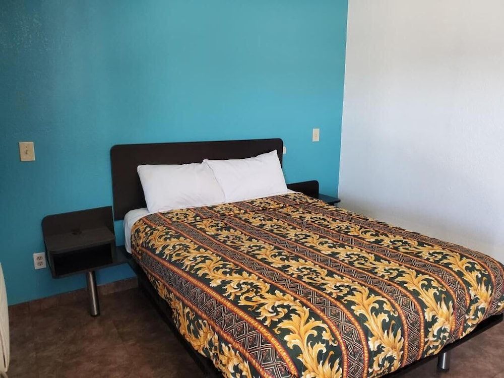 High Desert Inn 2