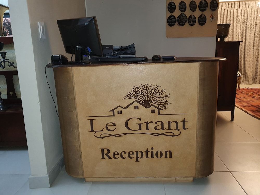 Le Grant Guesthouse and Conference facility 3