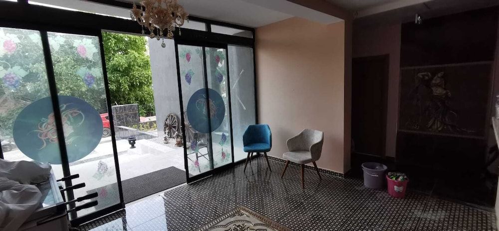 Garden Terrace Otel 2