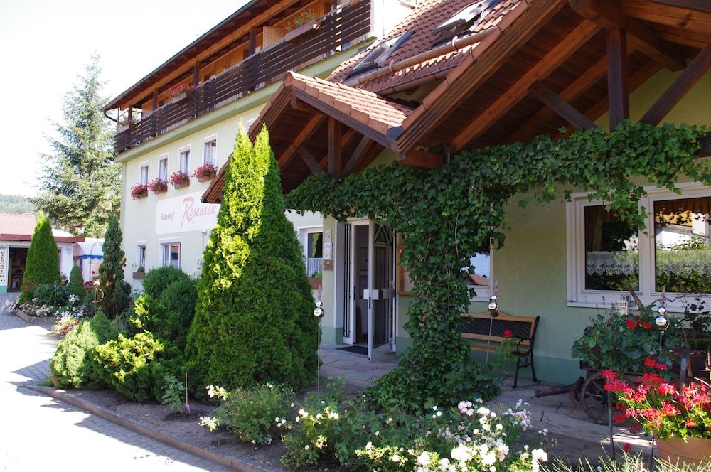 Hotel Gasthof Roseneck 2 estrellas en Wallenfels