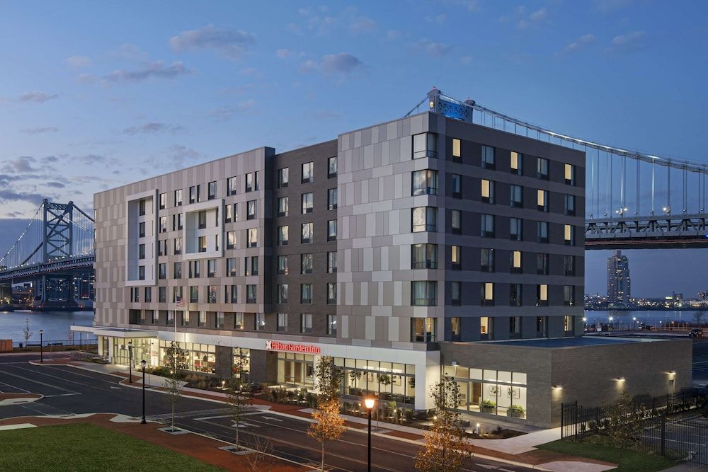 Hilton Garden Inn Camden Waterfront Philadelphia 3 estrellas en Camden
