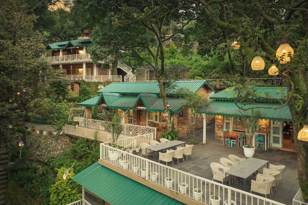 Echor Malusara Lakeview Retreat Bhimtal 4 estrellas en Bhīm Tāl