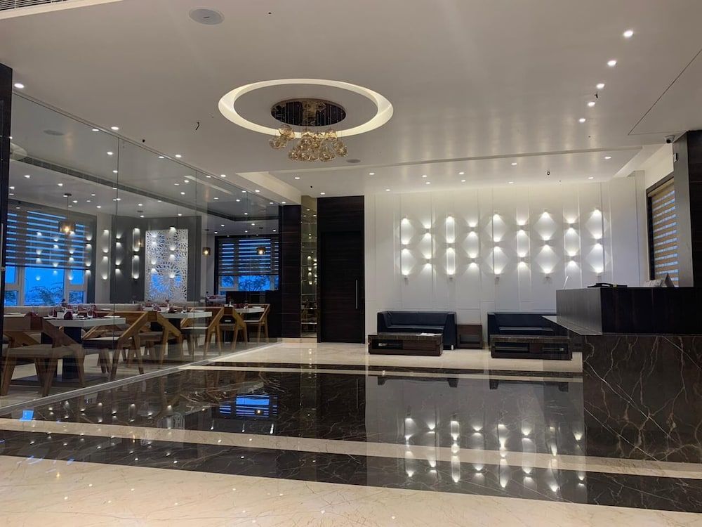 Econest Hotel 2