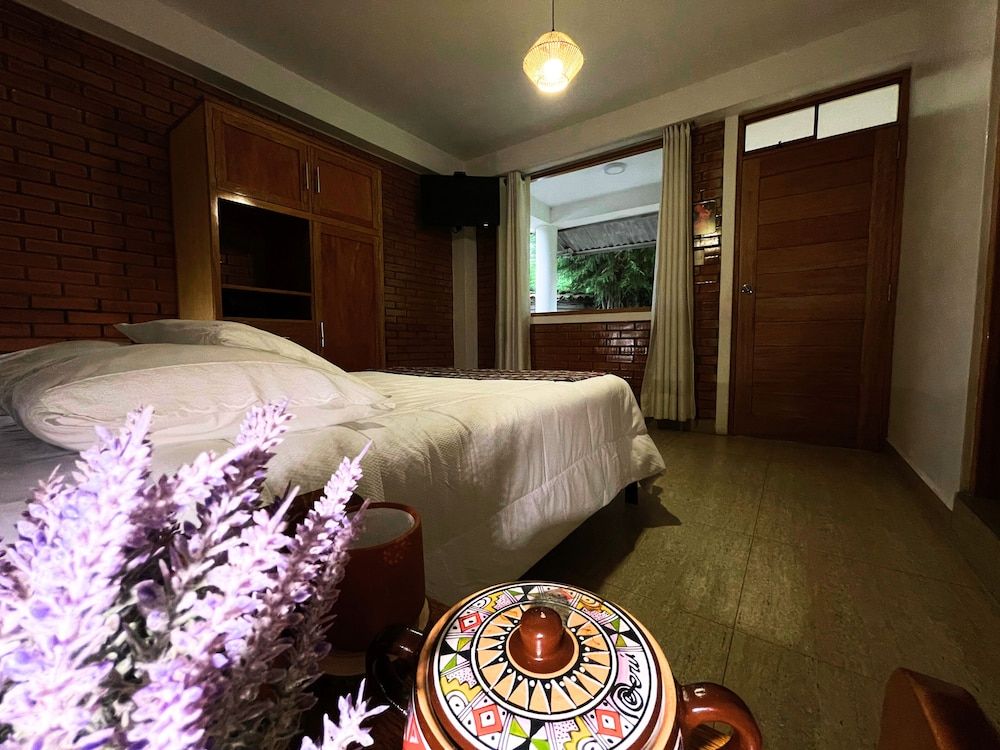 Runaway Hotel 2