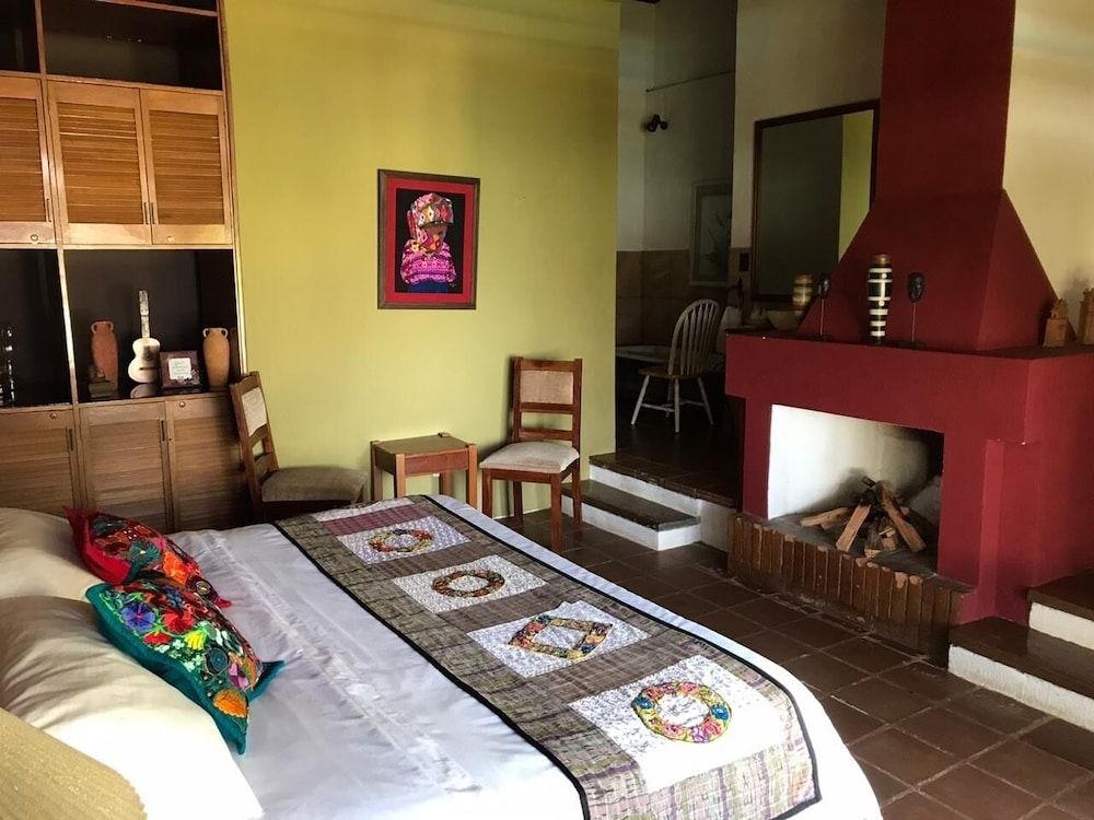 Hotel Los Olivos 3 estrellas en Santiago Atitlán