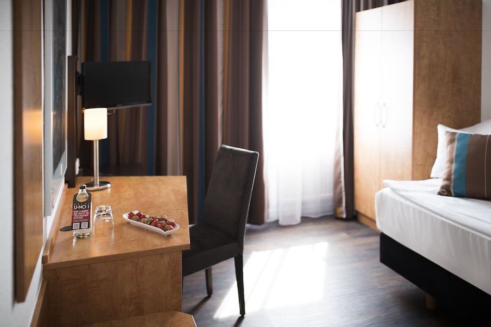 UNO Hotel Stuttgart Großbettlingen 2