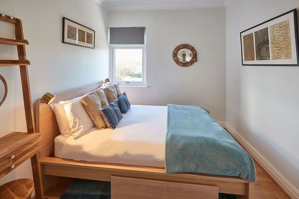 Host Stay Artist House 3