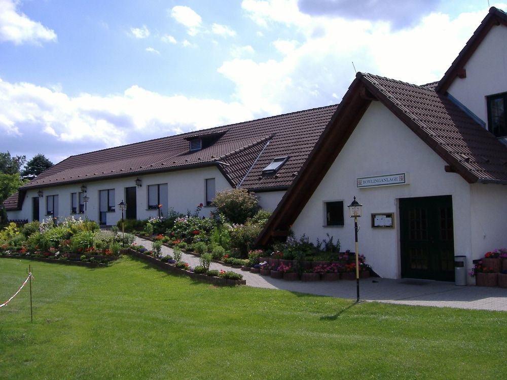 Hotel Märkischheide GmbH -1 estrellas en Vetschau