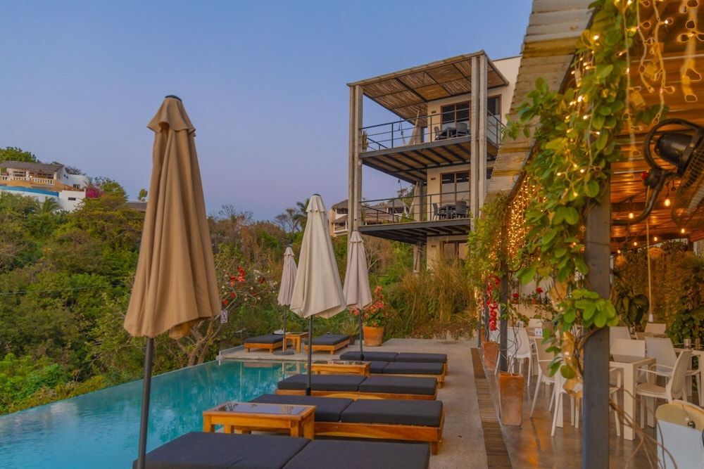 Casa Mauna Boutique Hotel -1 estrellas en Cuatunalco
