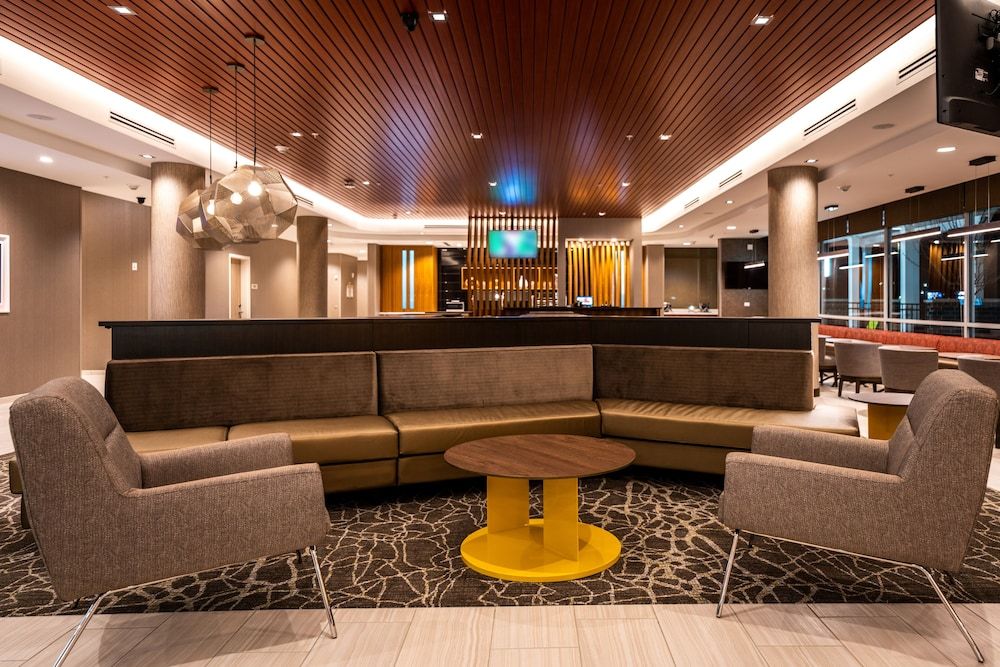 SpringHill Suites by Marriott Kenosha 2