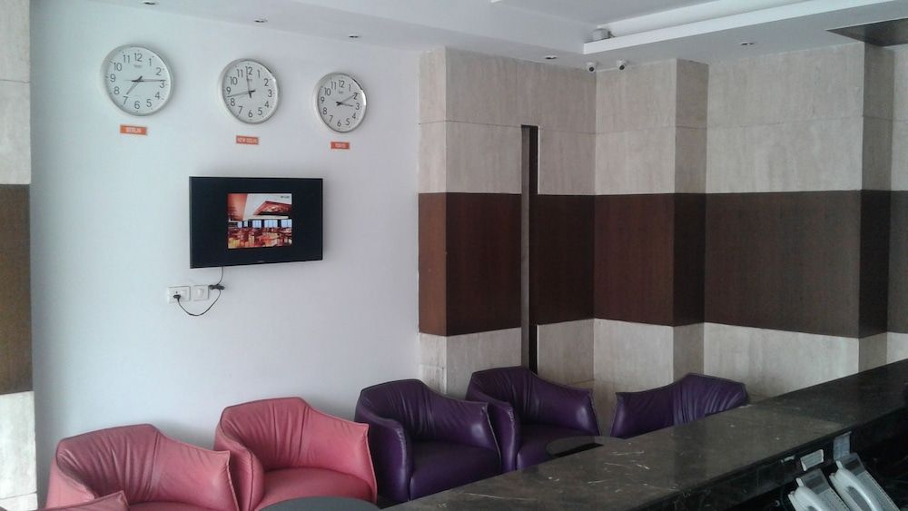 Joy Inn & Suites 2