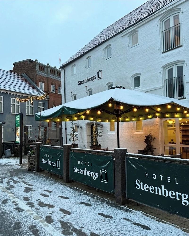 Hotel Steenbergs 3 estrellas en Nykøbing Mors