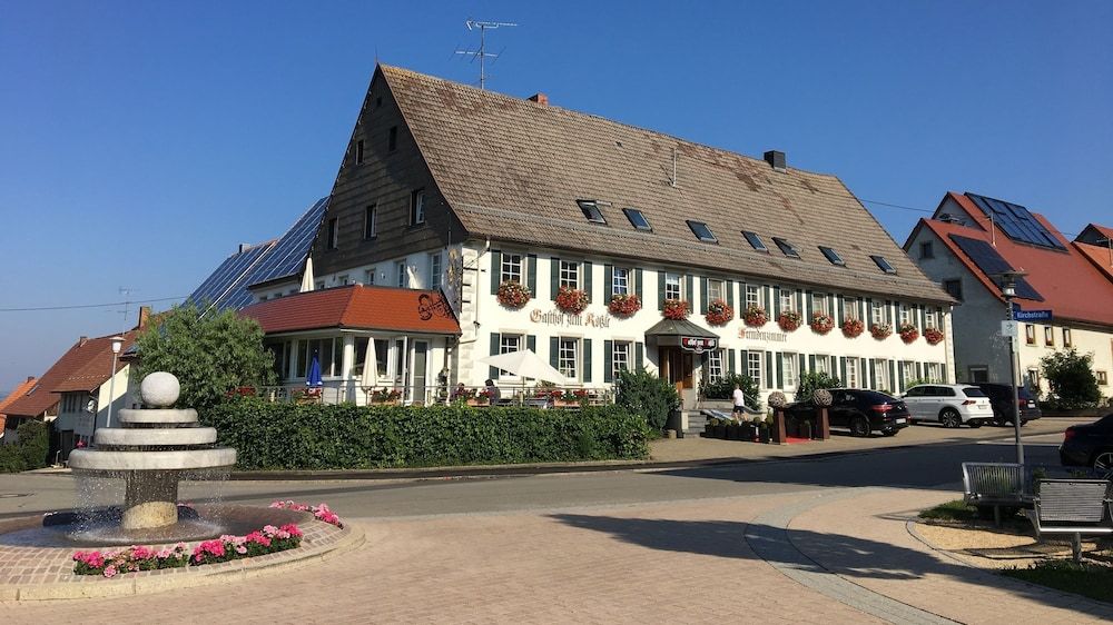 Hotel Rössle -1 estrellas en Fürstenberg