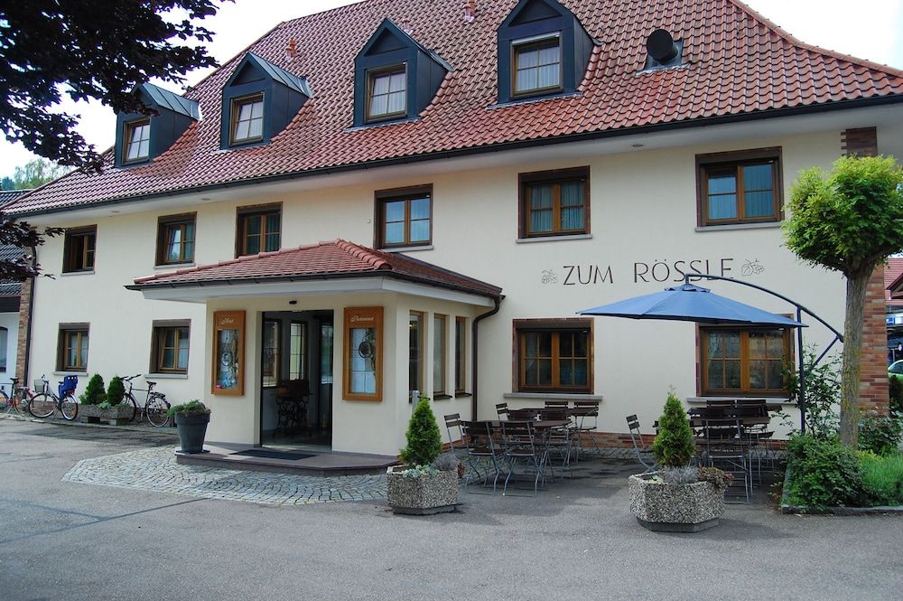 Hotel Gasthof Zum Rössle 3 estrellas en Altenstadt