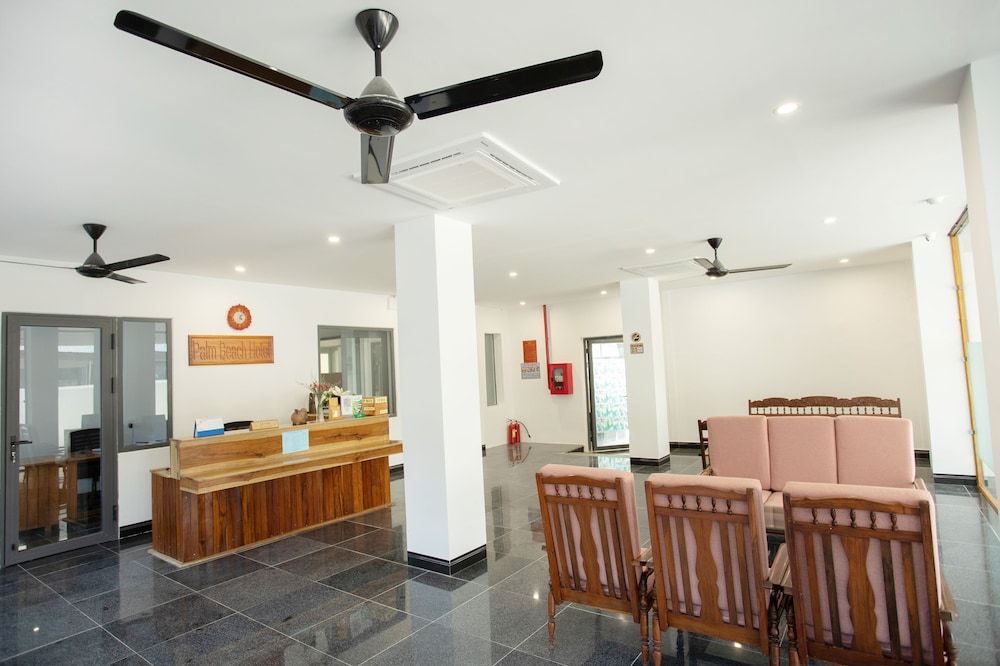 Palm Beach Hotel 3